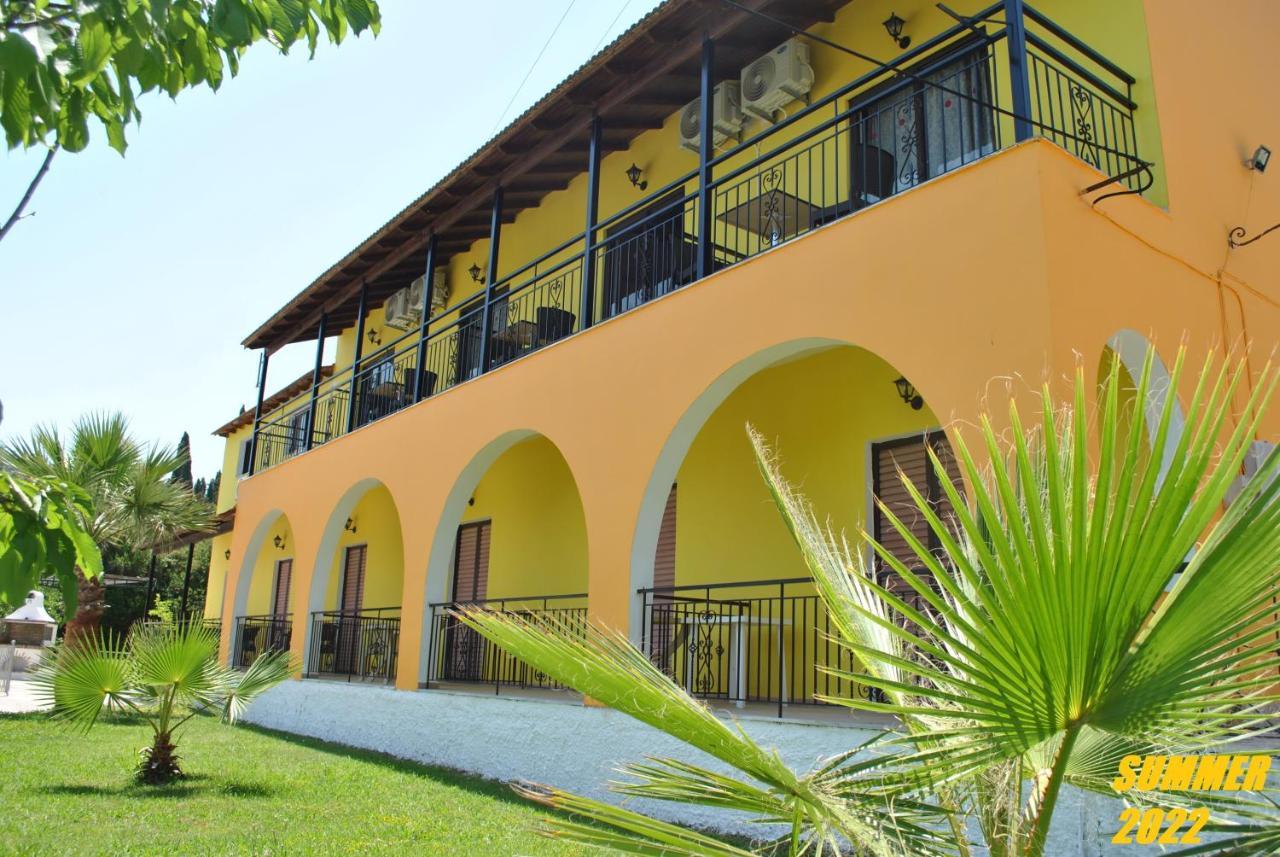 Palmyra Studios Kavos Luaran gambar