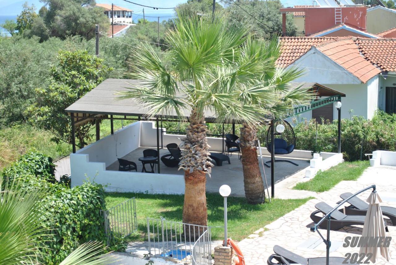 Palmyra Studios Kavos Luaran gambar